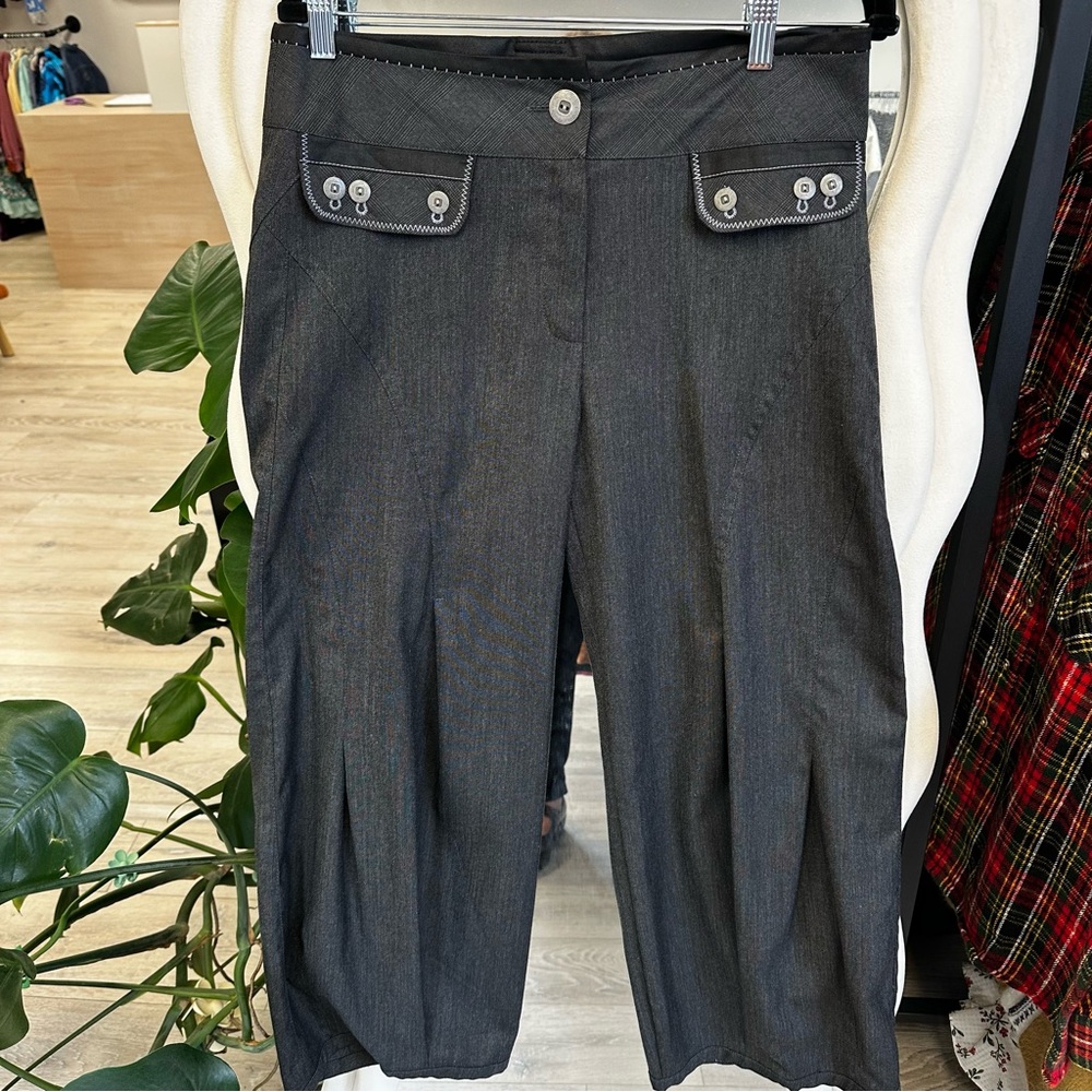 Deca de vous a Nous Gray barrel cropped pants